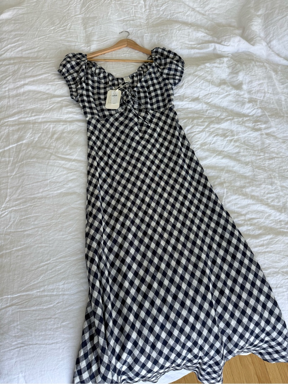 Gap x Doen Gingham dress (white & navy) size M (NWT) - Picture 5 of 6